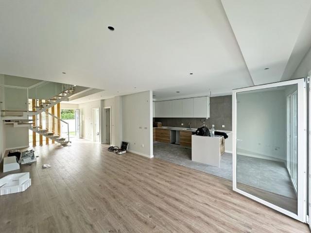 Casa de prestígio de 201 m² à venda Fernao Ferro, Seixal, Setúbal