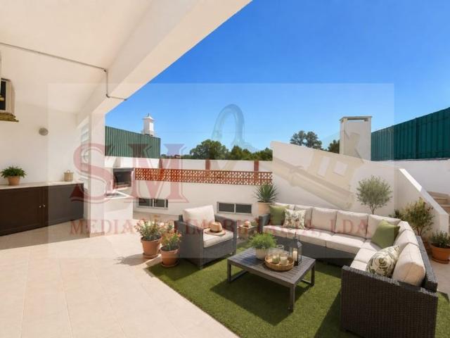 Casa de prestígio de 214 m² à venda Palhais, Barreiro, Setúbal