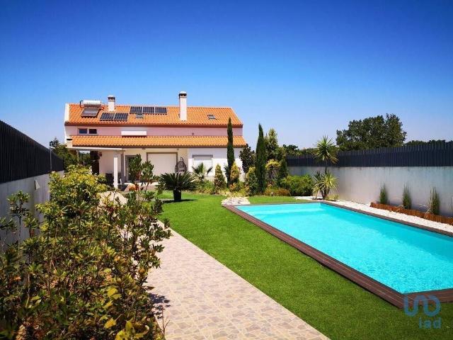 Casa de prestígio de 218 m² à venda Quinta do Anjo, Setúbal
