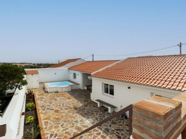 Casa de 340 m² à venda Reguengos de Monsaraz, Évora