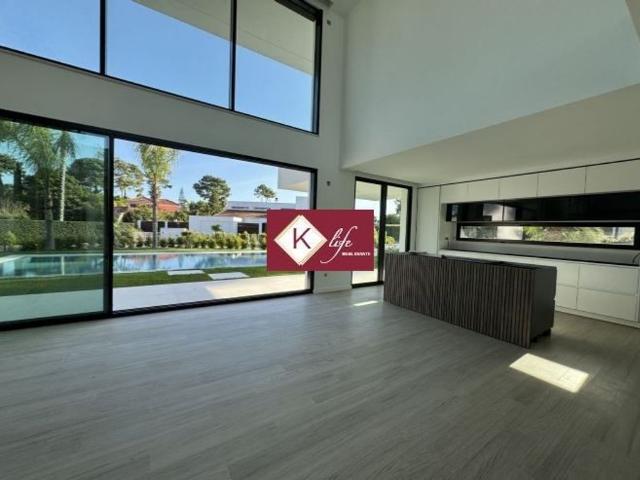 Casa de prestígio de 240 m² à venda Seixal, Portugal