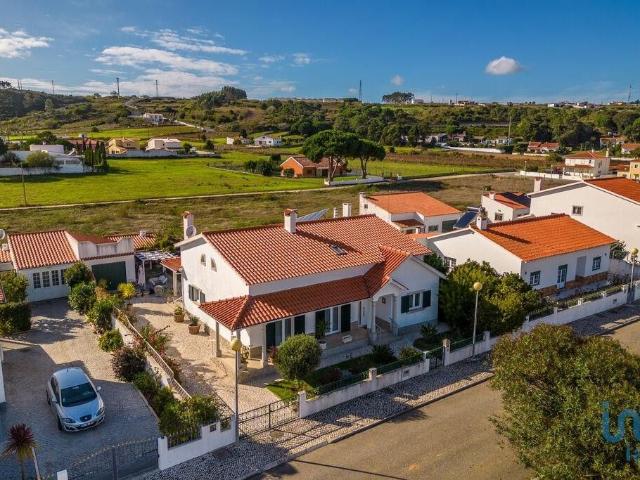 Casa de prestígio de 247 m² à venda Olho Marinho, Portugal