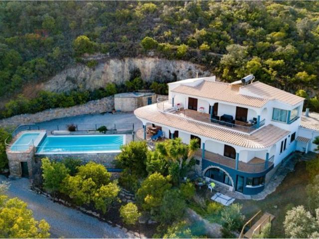 Prestigiosa casa de 258 m² à venda Faro