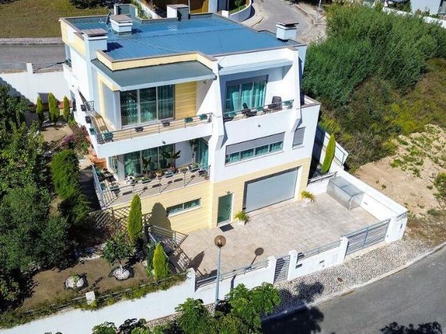 Casa de prestígio de 304 m² à venda Ramalhal, Portugal