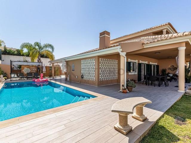 Casa de prestígio de 318 m² à venda Albufeira, Portugal