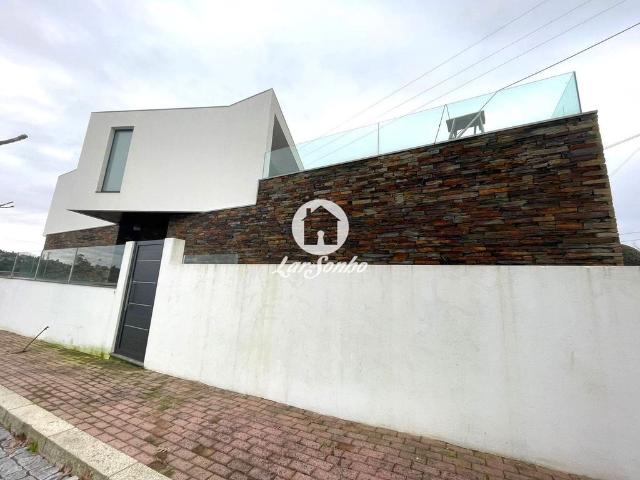 Casa de prestígio de 338 m² à venda Barcelos, Portugal