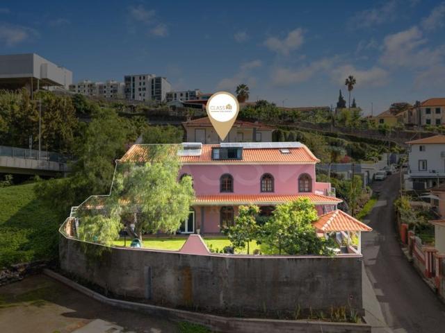 Prestigiosa casa de 340 m² à venda Funchal, Portugal