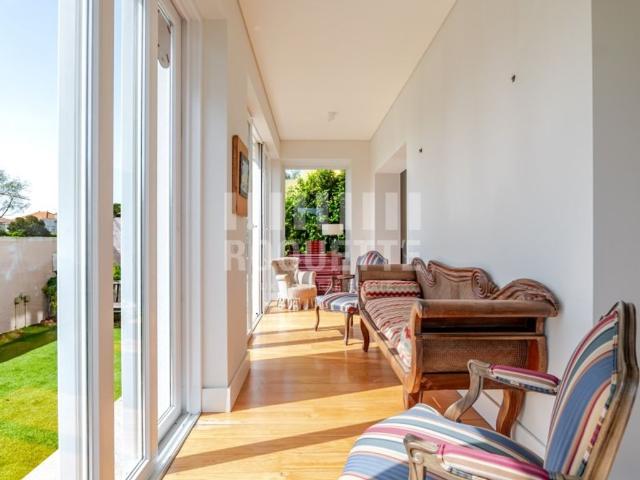 Casa de 527 m² à venda Foz Nevogilde, Porto