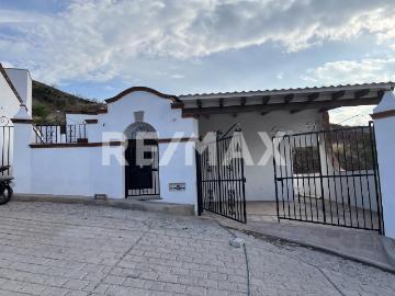 Casa de un piso en Fraccionamiento