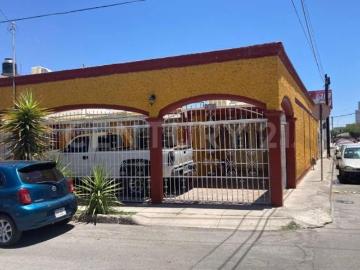 Casa de un piso en Venta Fraccionamiento Luz María, Chihuahua