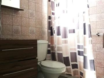 Casa de un piso solida pareo simple paradero 12 | 5 dormitorios por 130000. 00 en Olivar
