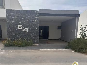 CASA DE UNA PLANTA / AMUEBLADA EN RENTA