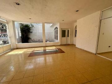 Casa en Venta de una planta en esquina en Colonia Bojórquez en Mérida Yucatán