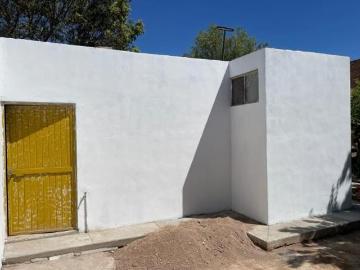 Casa de una Planta en Venta con terreno excedente Colonia Lopez Portillo 4
