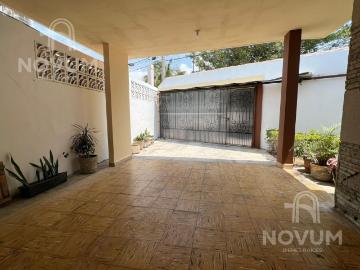 Casa de una planta en Venta en Col. Unidad Nacional, Cd. Madero