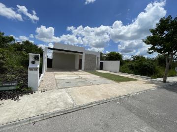 Casa de una planta en Venta en Privada en Kikteil