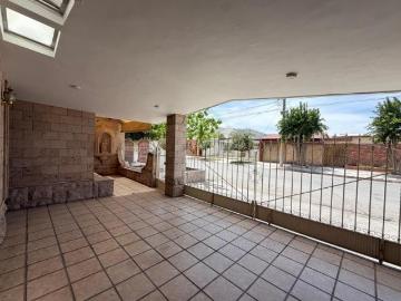 Casa de una planta en venta en Torreón Jardín – 4 recámaras y acabados de cantera
