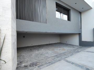 Casa de una planta en venta/renta