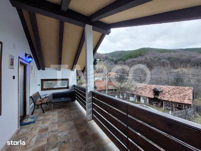 Casa de vacanta pensiune 96 mp teren de 875 mp in Rasinari Sibiu