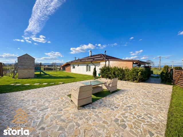 Casa de vanzare Halchiu, proprietate moderna cu teren generos