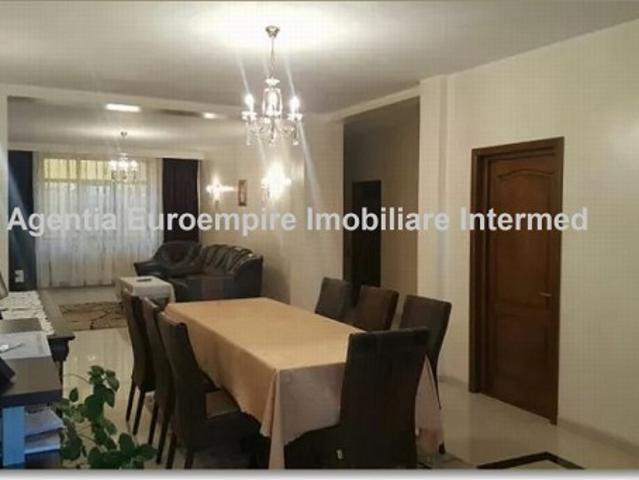 Casa de vanzare in Constanta, Tomis 2 380 mp