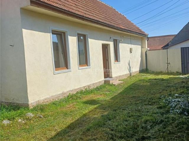 Casa de vanzare in Avrig cu 625 mp teren
