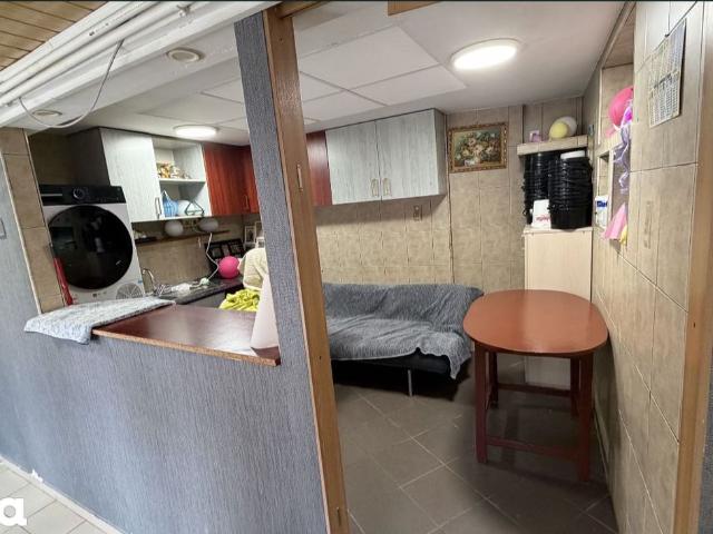 Casa de vanzare Ultracentrala + spatiu comercial chirie atractiva