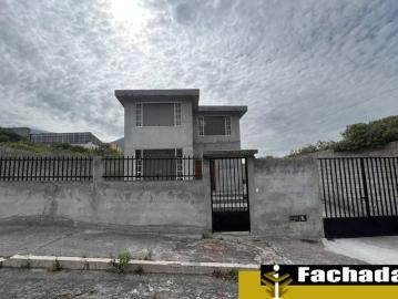 Casa de venta Mitad del Mundo, Urbanizacion La Marca, 5 dormitorios, 280m2 al mejor precio Casa en Venta en Quito san antonio de pichincha
