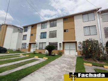 Casa de venta Pomasqui, La Campiña, tres pisos, dormitorios amplios, cerca a colegios, avenidas Casa en Venta en Quito san antonio de pichincha