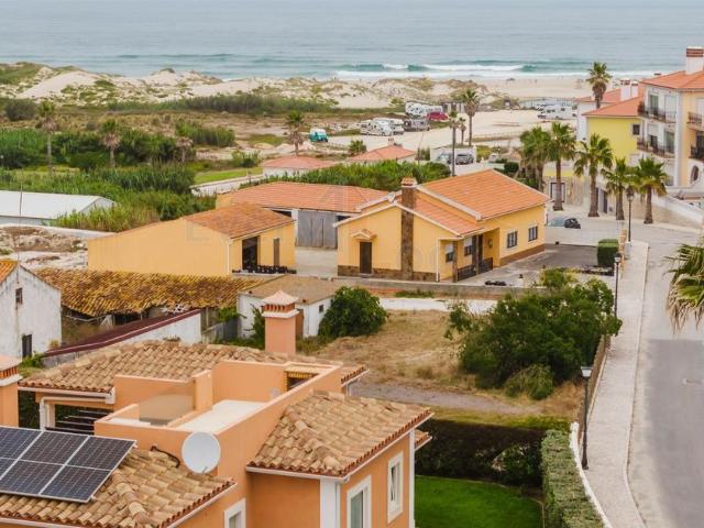 Casa de 150 m² à venda Óbidos, Leiria