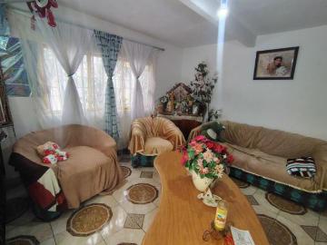 Casa de 150 m² con 3 recámaras en venta en Granjas Valle de Guadalupe