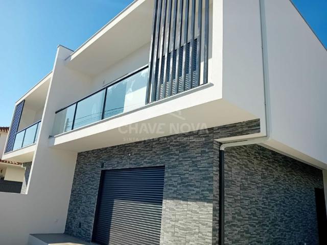 Casa de 154 m² à venda Seixal, Portugal
