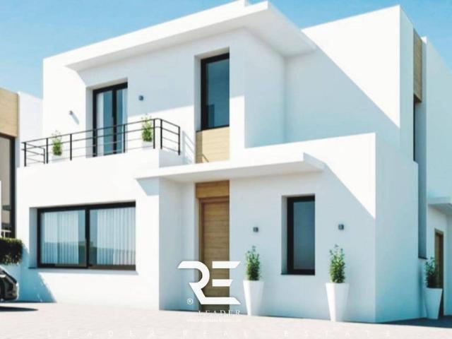 Casa de 155 m2 en venta Denia, Comunidad Valenciana