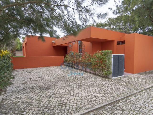 Casa de 156 m² para alugar Óbidos, Portugal