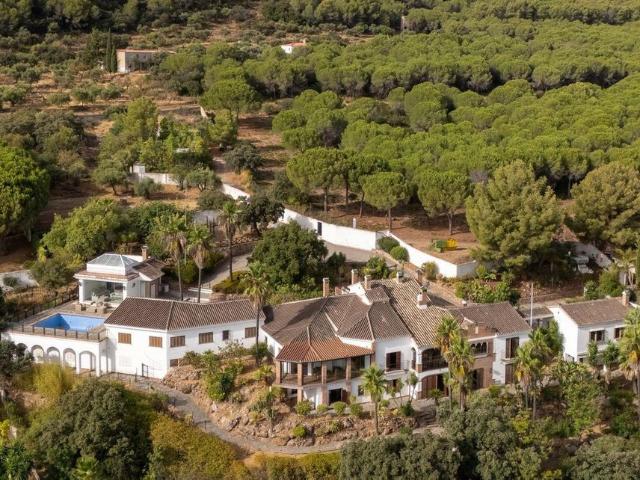 Casa de 1592 m2 en venta Alhaurín el Grande, Andalucía