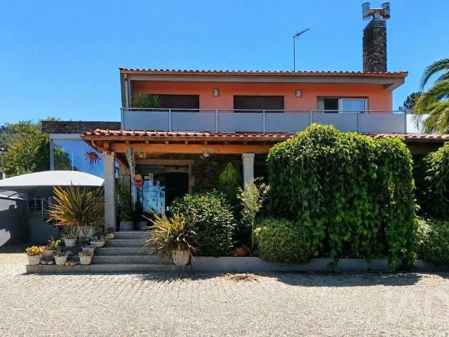 Casa de 160 m² à venda Geraz do Lima, Viana do Castelo