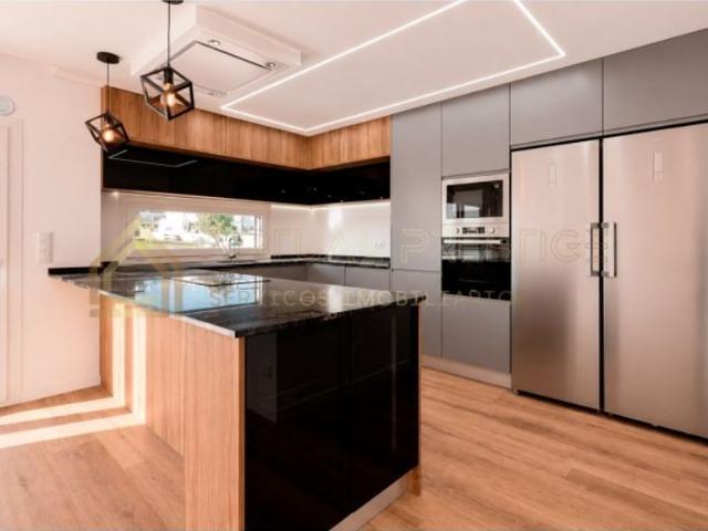 Casa de 161 m² à venda Charneca de Caparica, Setúbal