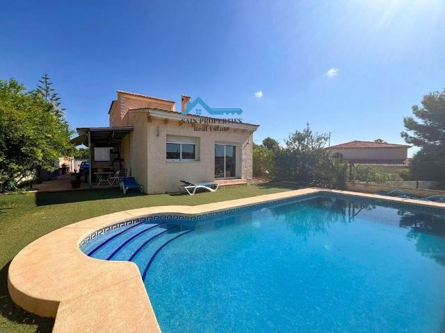 Casa de 162 m2 en venta la Nucia, Comunidad Valenciana