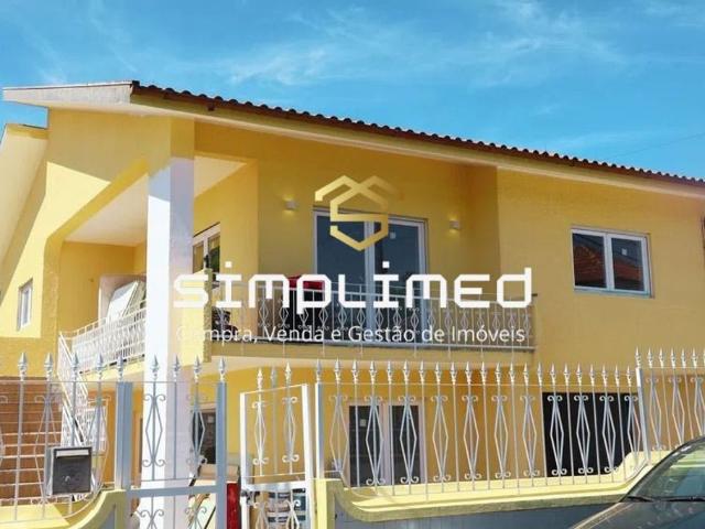Casa de 169 m² à venda Santa Maria da Feira, Aveiro