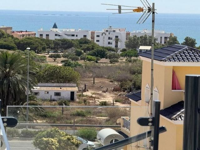 Casa de 172 m2 en venta Guardamar del Segura, Comunidad Valenciana