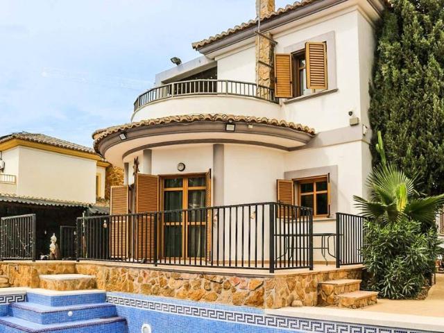 Exclusiva Villa / Chalet de 180 m2 en venta en Finestrat, Comunidad Valenciana