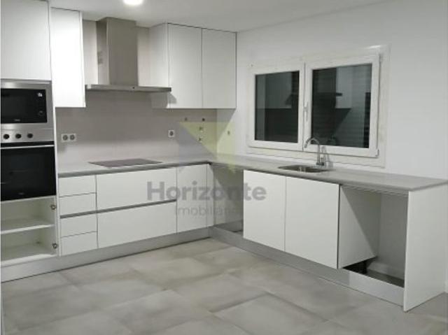 Casa de 180 m² à venda Seixal, Portugal