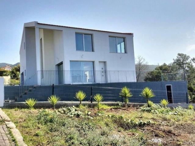 Casa de 180 m² à venda Prazeres, Madeira