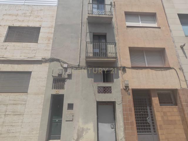 Casa de 1920 en Centre Sabadell — 182 m² · diversas fórmulas a consultar