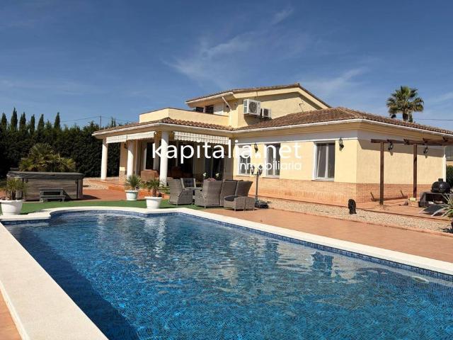 Casa de 197 m2 en venta Ollería, España