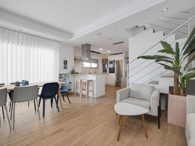 Casa de 120 m2 en venta Torrevieja, Comunidad Valenciana