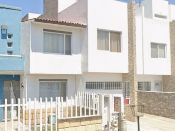 Casa de 120 m² en Querétaro — Inversión inmobiliaria adjudicada | Con Recursos Propios. JH