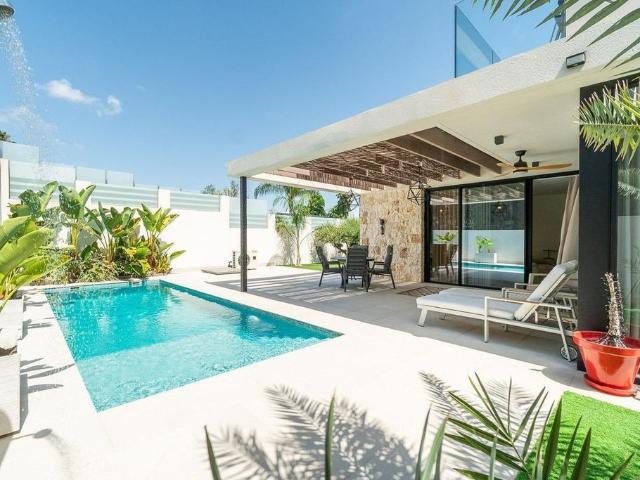Casa de 127 m2 en venta Torrevieja, España
