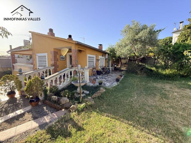 CASA DE 124 M2 EN UNA SOLA PLANTACON GARAJE INDIVIDUAL EN PLANTA DE 22M2 LLIÇA DE VALL