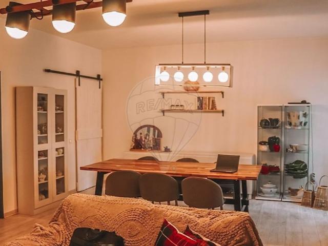 Casa de 132 m² à venda Charneca de Caparica, Setúbal